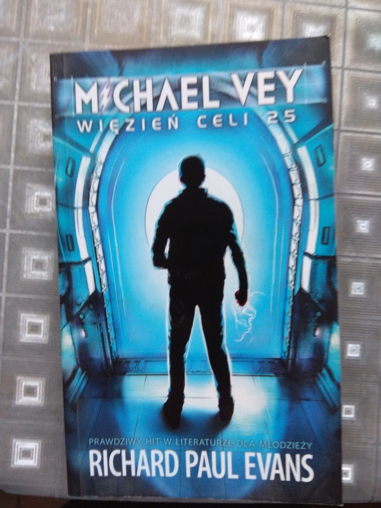 Więzień celi 25 Michael Vey