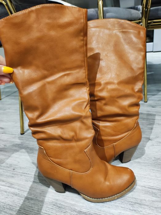 Kozaki buty kowbojki camel rudy ociemnie