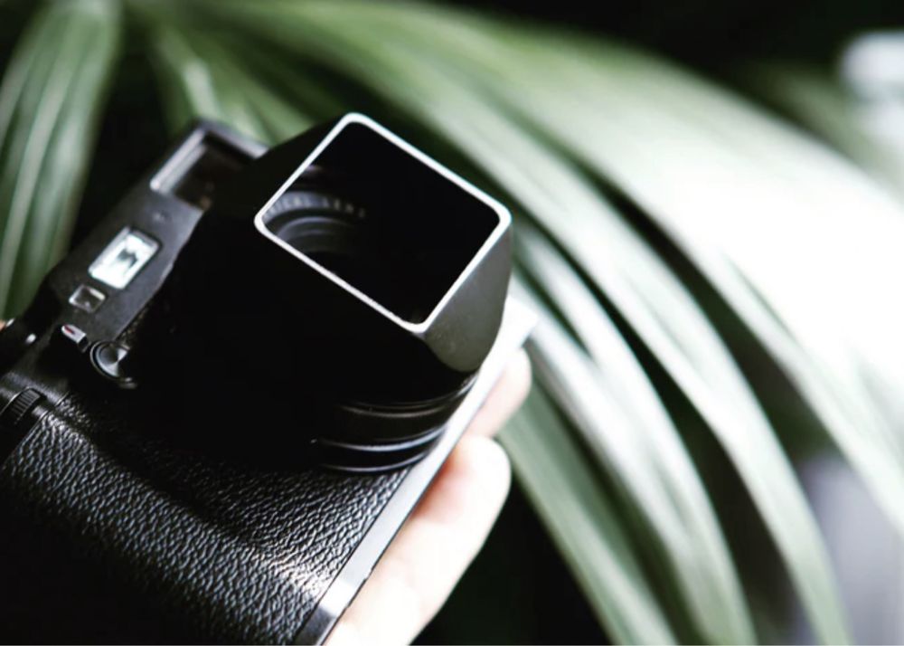 Fujifilm X100 V  zaślepka prostokątnej osłony obiektywu Squarehood