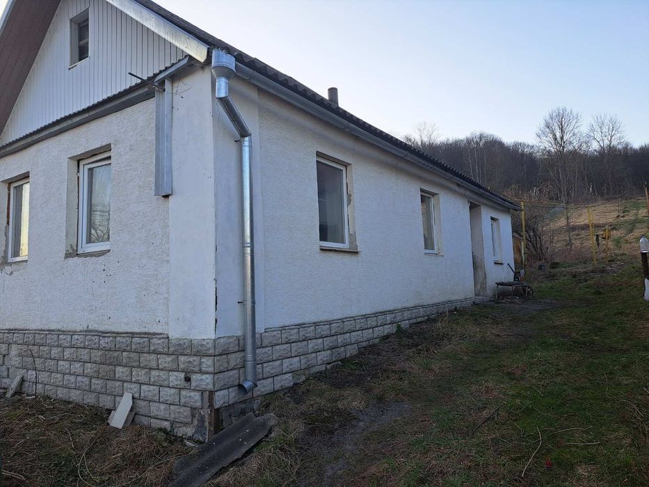 Продам хату у Вишнівцях