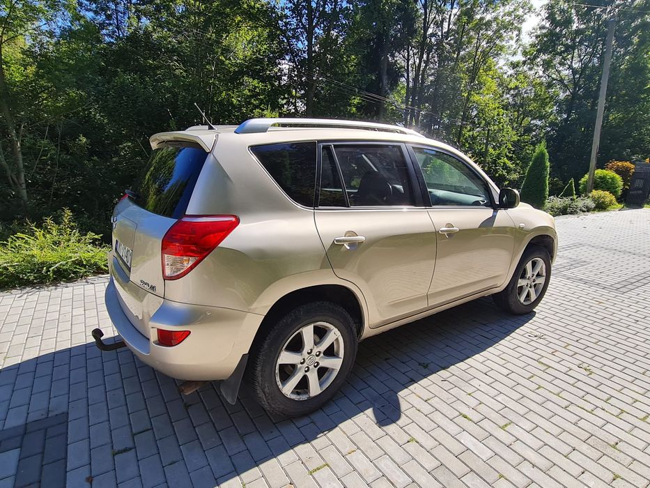 Toyota RAV4 2.0 benzyna