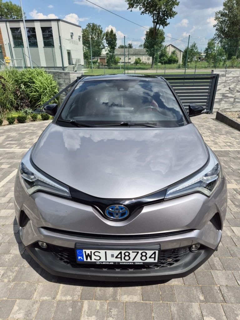 Toyota C-HR 1.8 hybryda. Selection