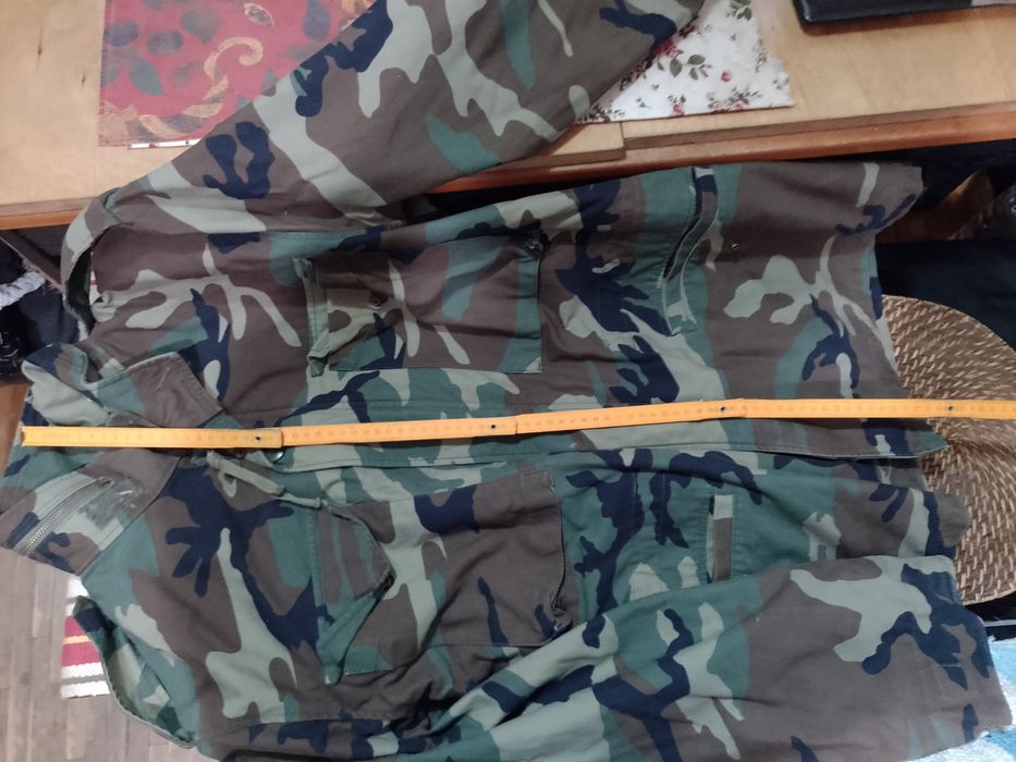 Куртка жіноча розмір м осіння