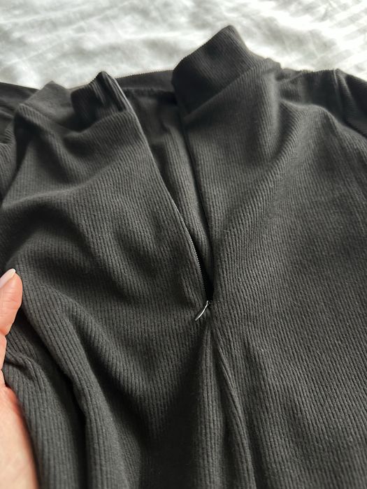 Сукня чорна, міні сукня