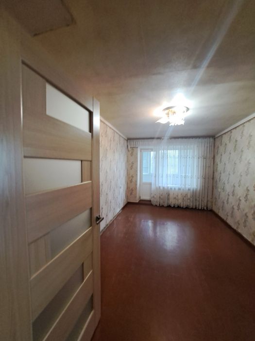 Продається 2к .каартира на Академіка Корольова