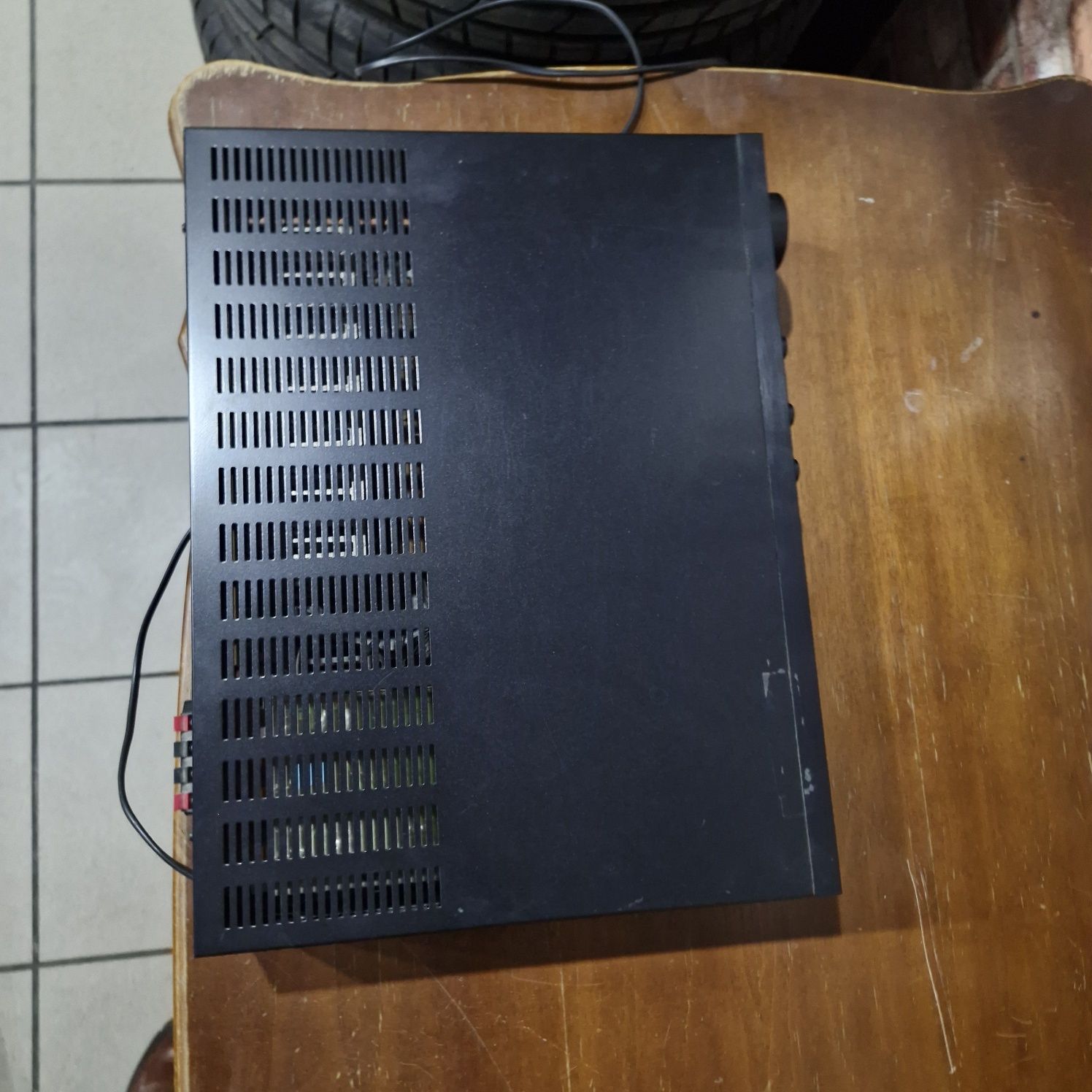 Wzmacniacz firmy Grundig V303