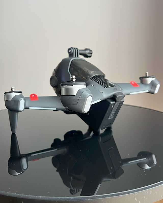 Dron DJI FPV + uchwyt GoPro stan idealny