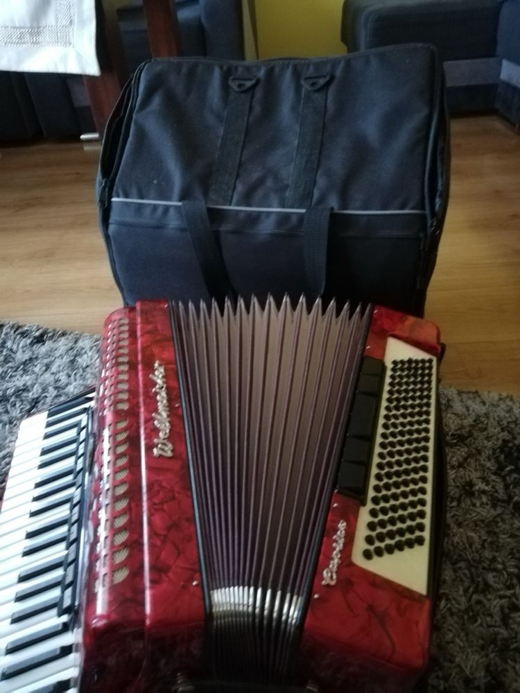 Sprzedam Akordeon Weltmeiser Caprice 120 basow