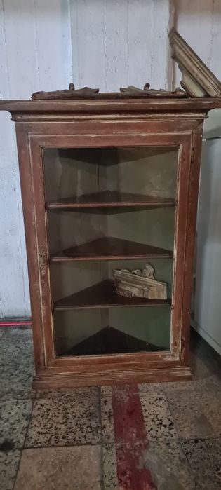 Pequena Cantoneira vitrine vintage