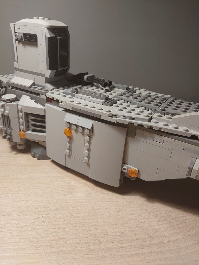 Lego transporter najwyższego porządku