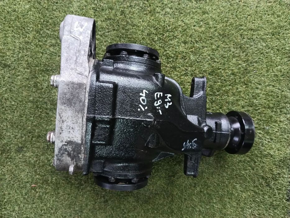 DYFER MOST BMW E90 e92 e93 M3 M power SZPERA 40% CUSTOM 3:45