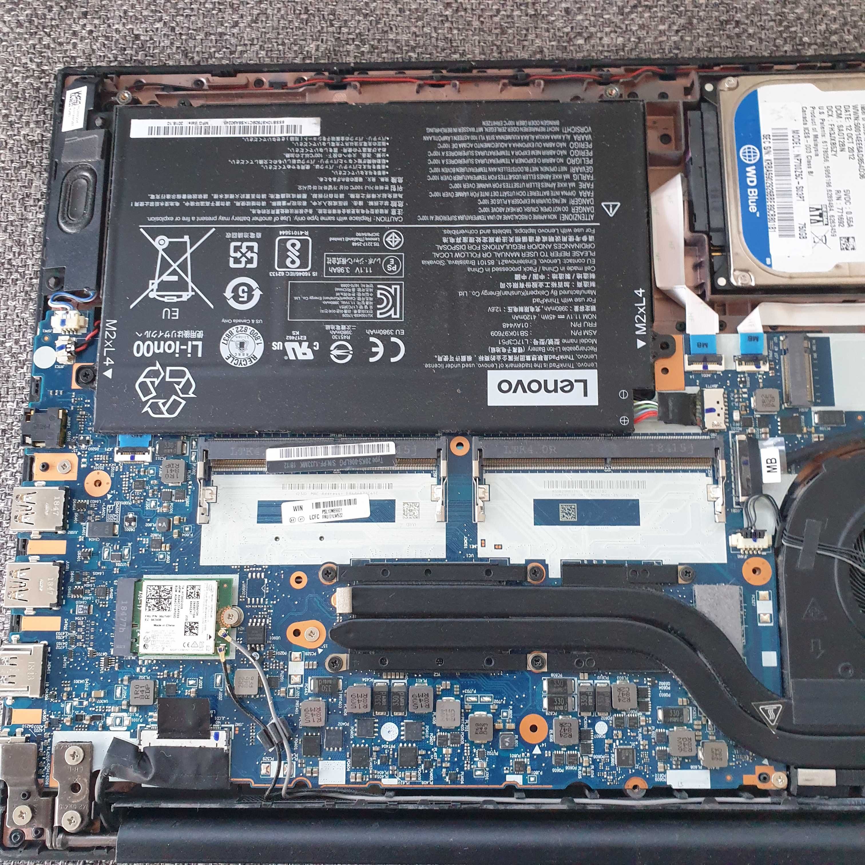 bateria lenovo E580 suporta +/- 3h00 restantes peças sob consulta