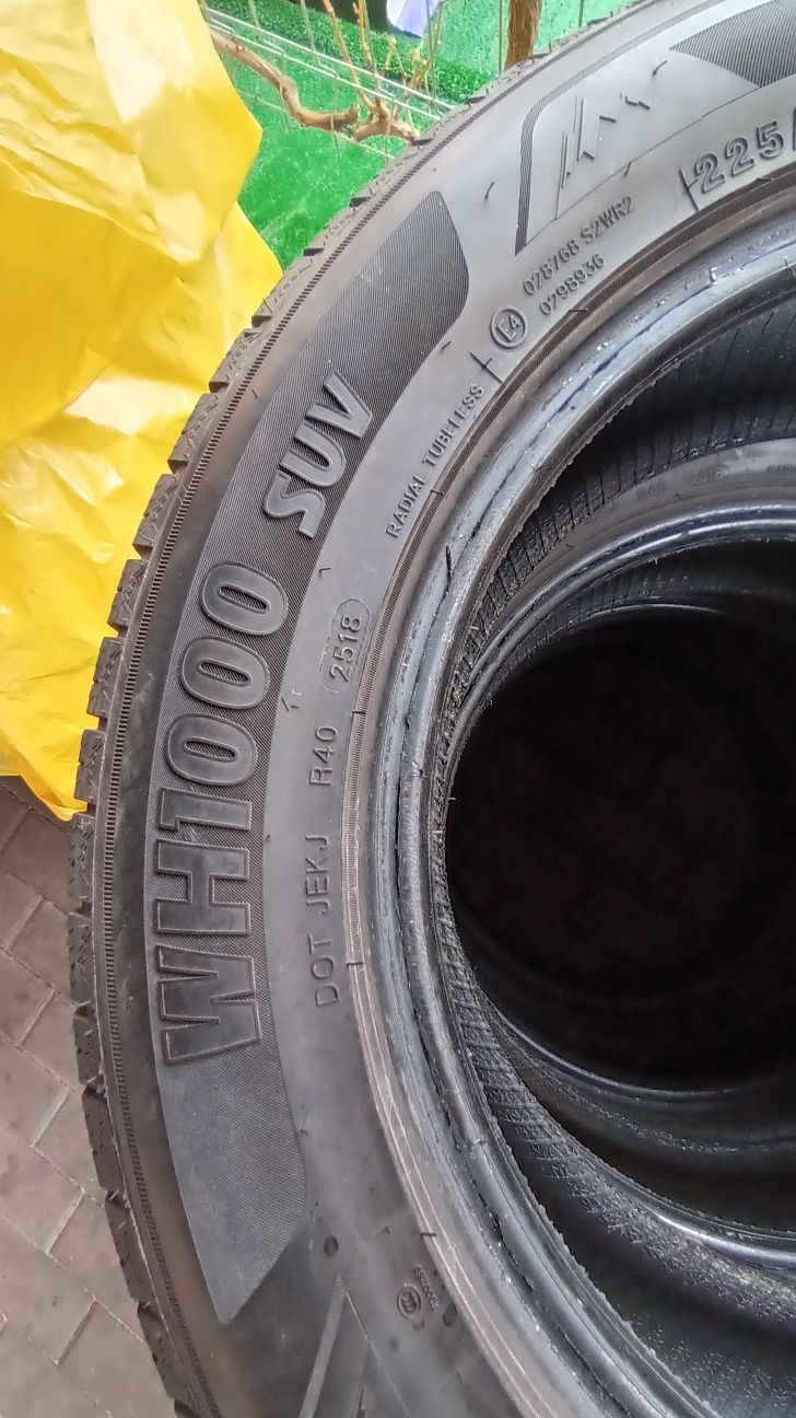 Opony zimowe Zeetex 225/60R17