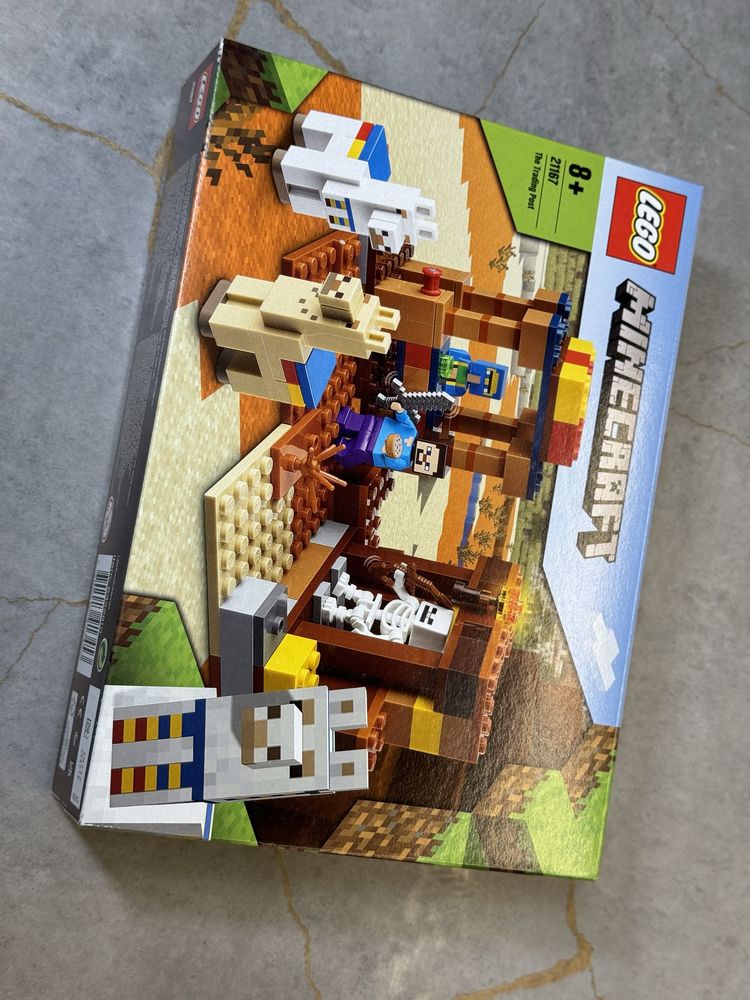 Конструктор LEGO Minecraft 21167 Торговий Пост