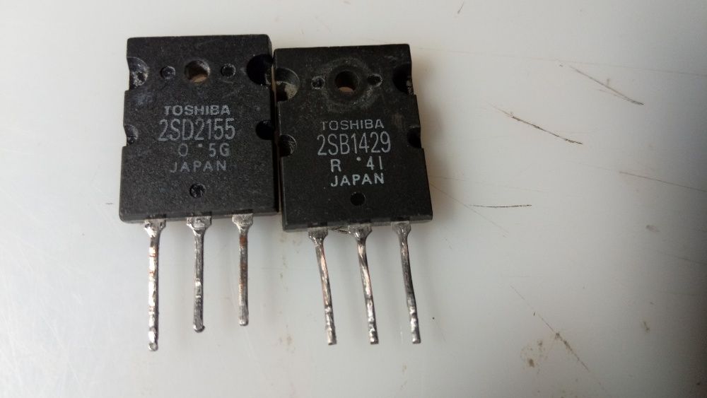 Біполярні транзистори 2SD2155 2SB1429, оригінал. Демонтаж.