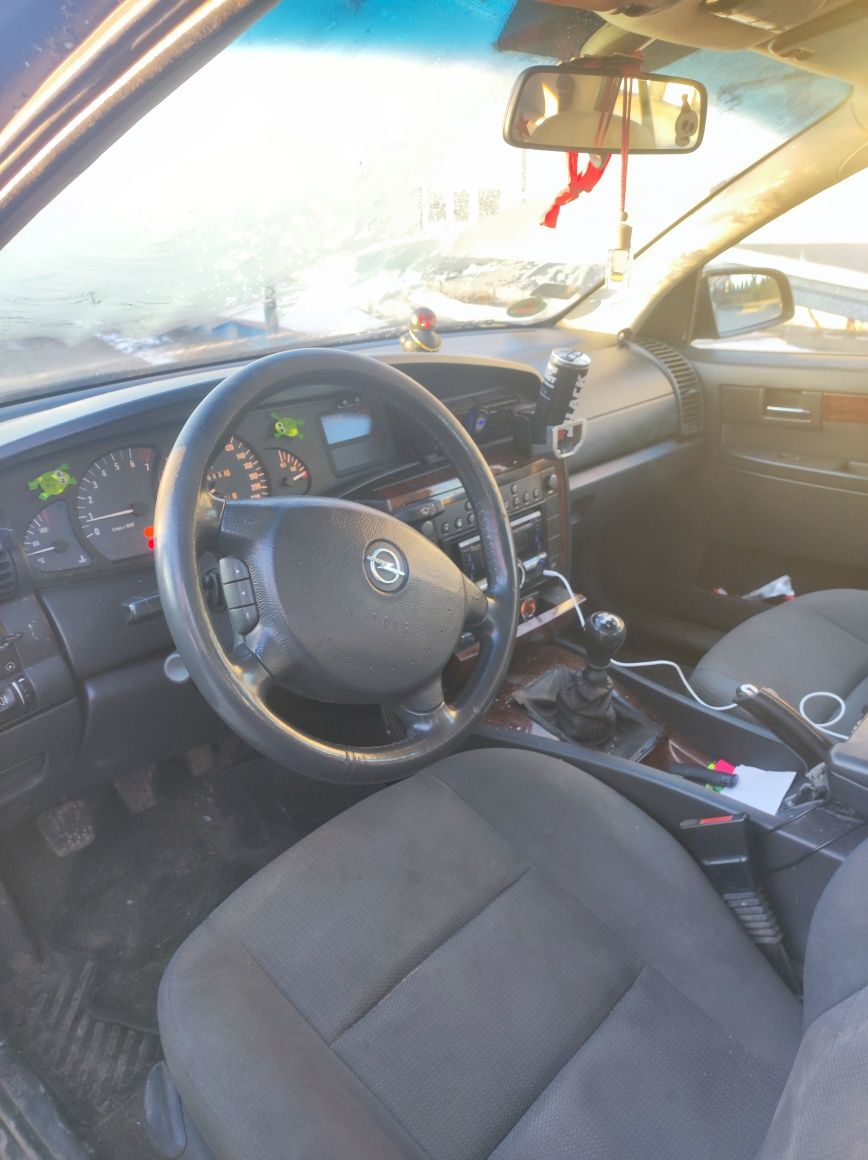 Opel Omega Bfl 2.2 benzyna