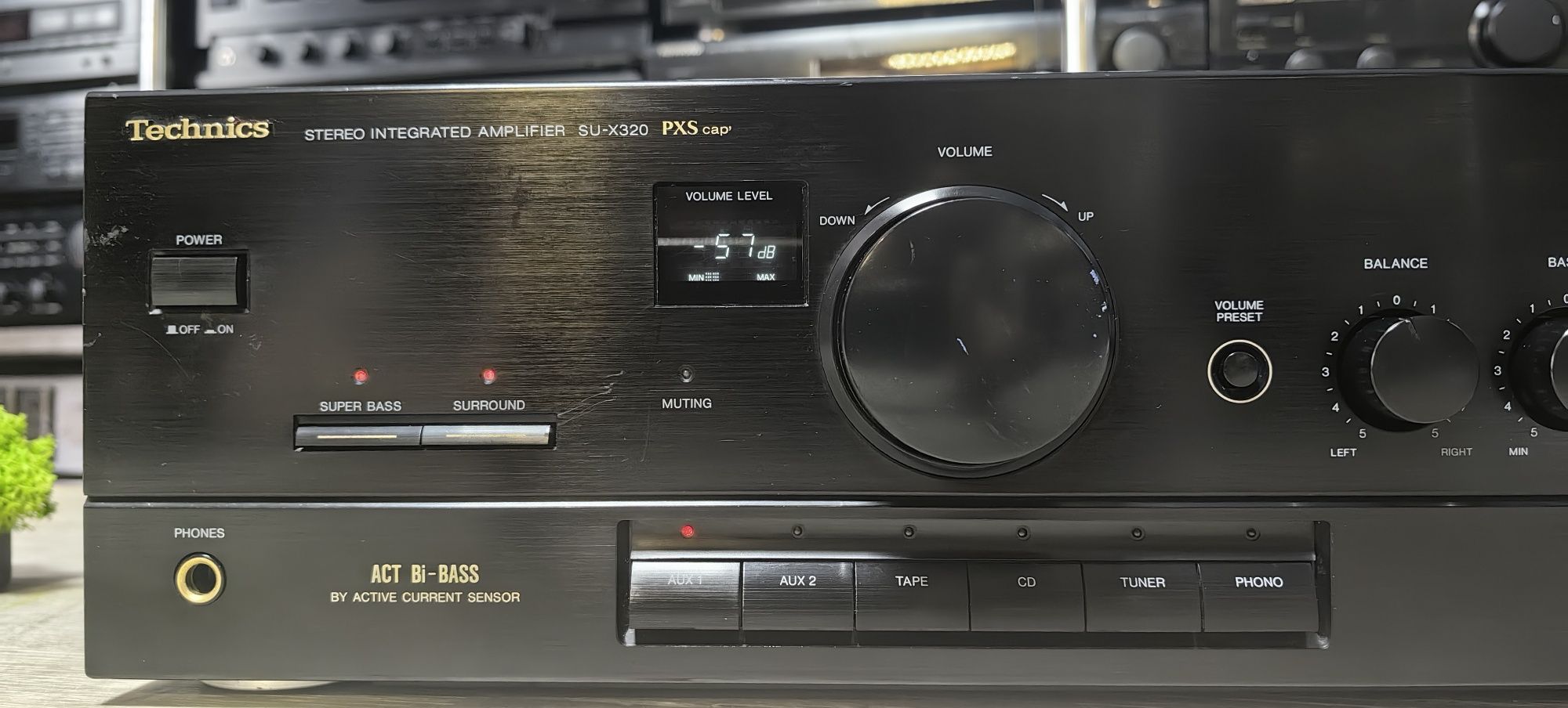 Підсилювач Technics SU-X320/8Ω