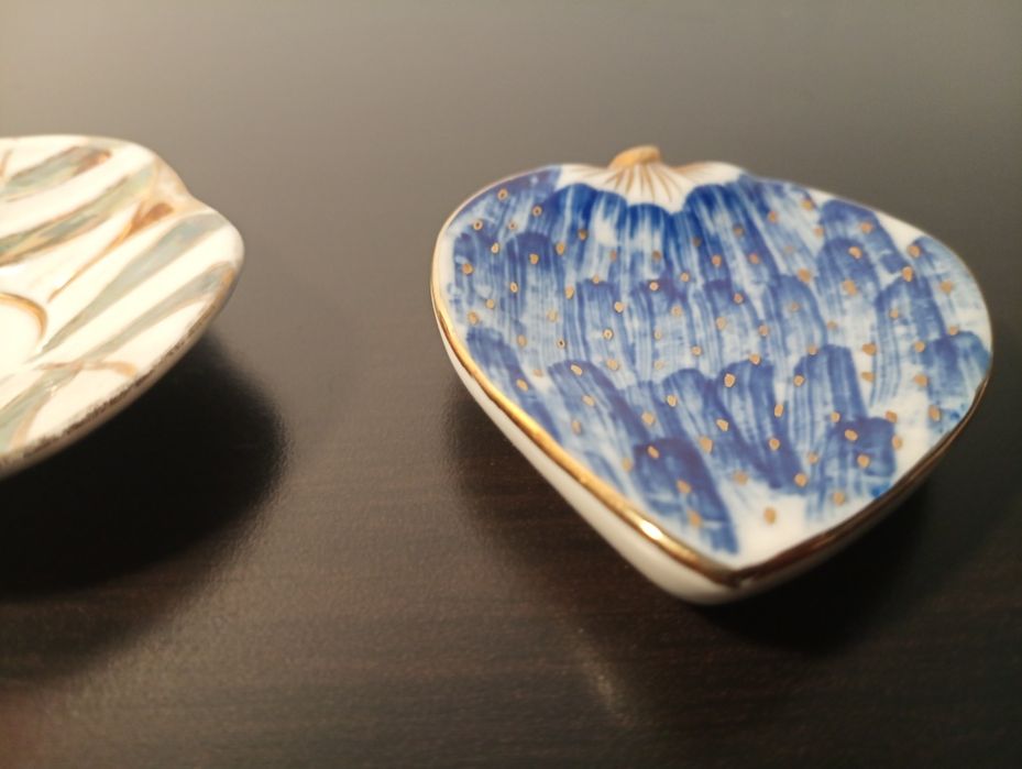 2 Pequenos pratos de porcelana decorativa vintage Portugal como novos!