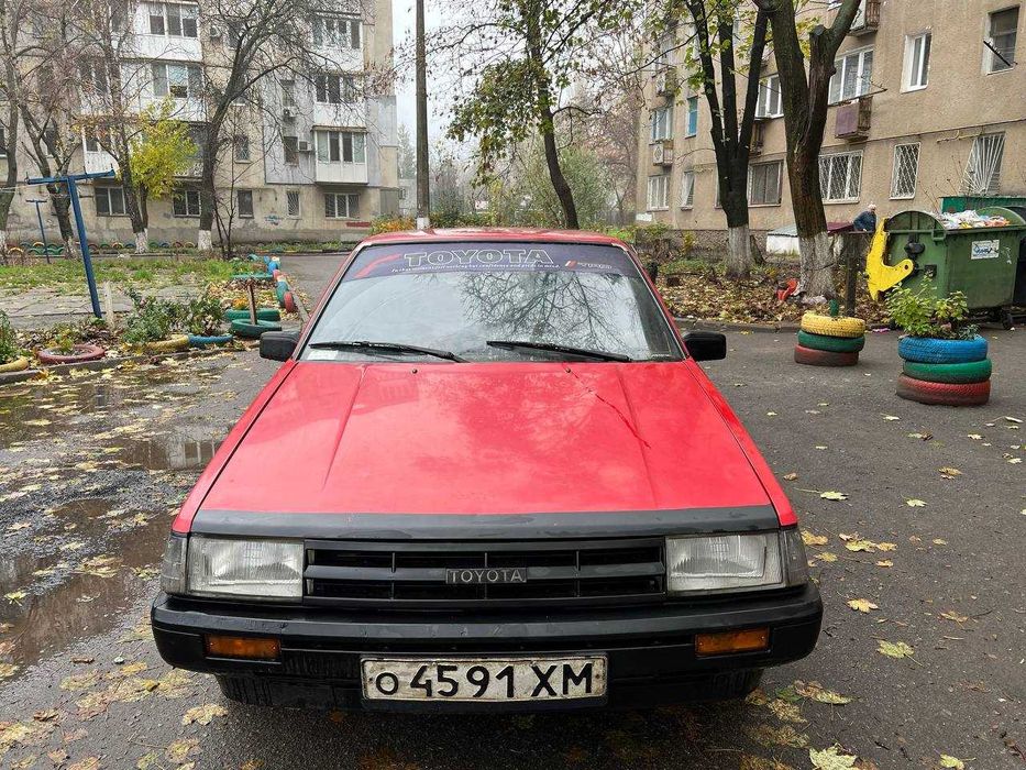 Toyota Corolla e80