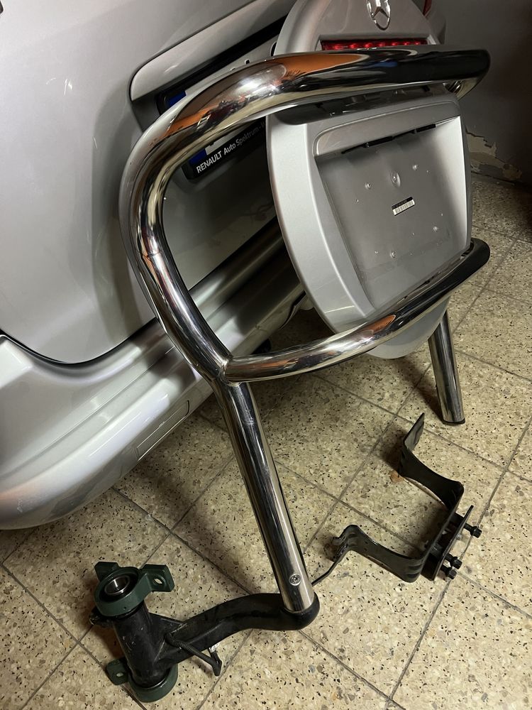 Orurowanie tył na koło zapasowe Mercedes ML W163 rury osłona koła zap.
