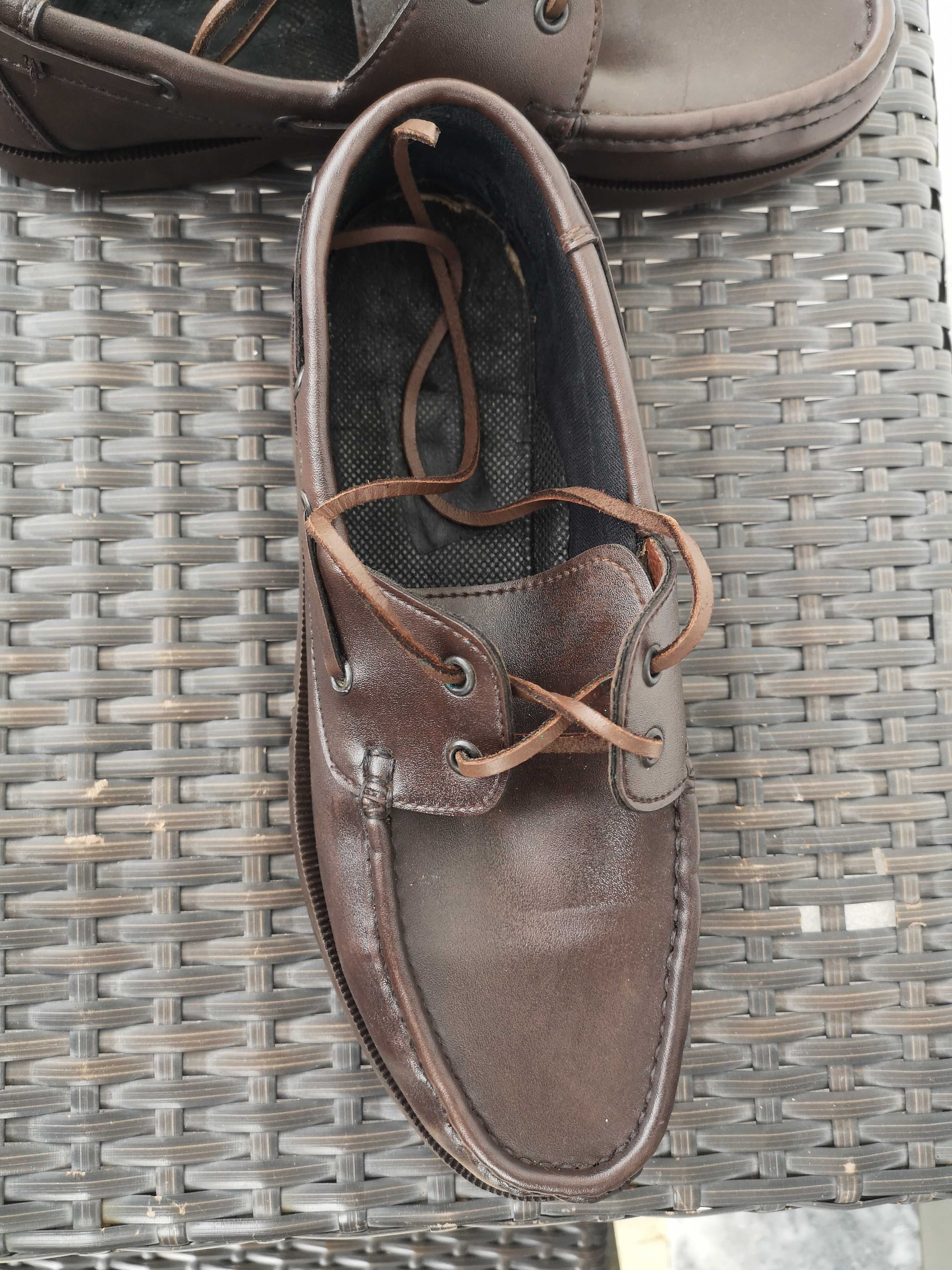 Sapatos desportivos (de vela) castanhos, 41