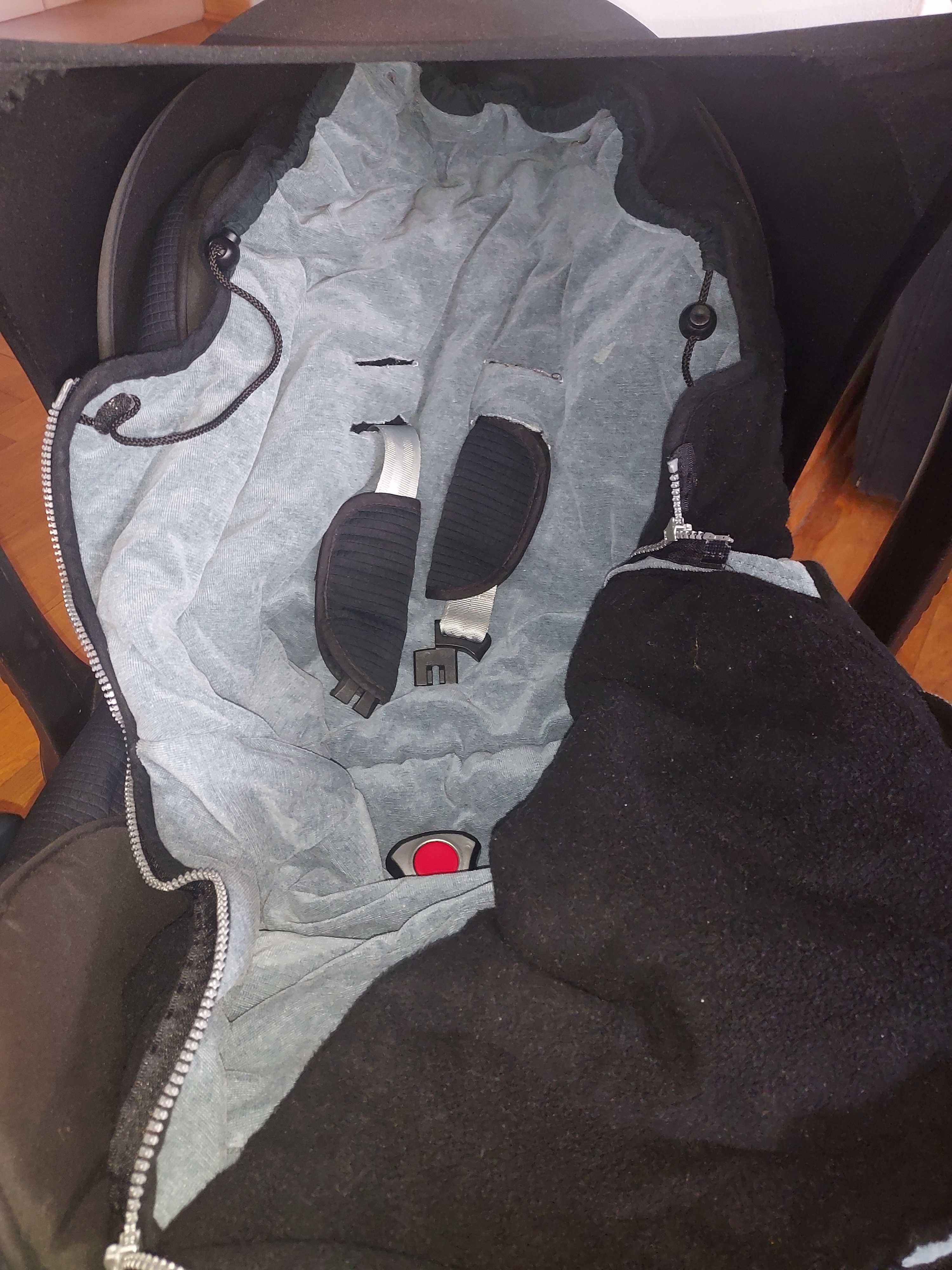 Fotelik maxi cosi Pebble + Pearl + isofix