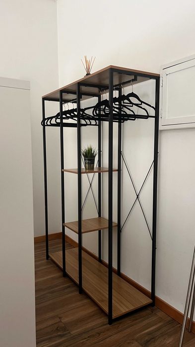 movel entrada, camiseiro ou expositor