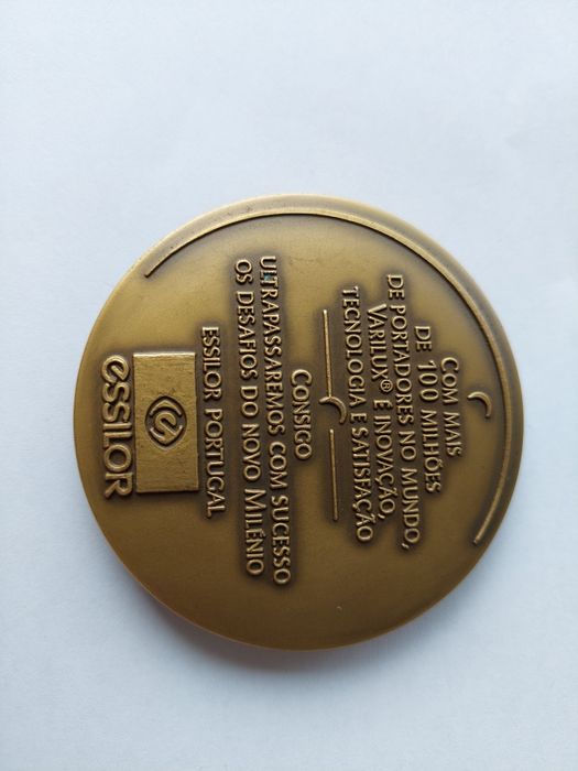 Medalha/Medalhão comemorativo da Varilux