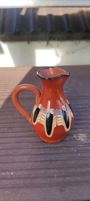Ceramiczny dzbanuszek/ wazonik mały