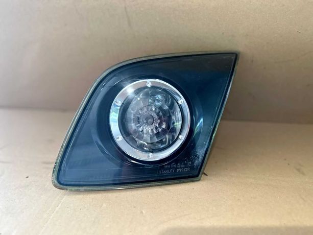 Lampa tył prawa na klapę Mazda 3