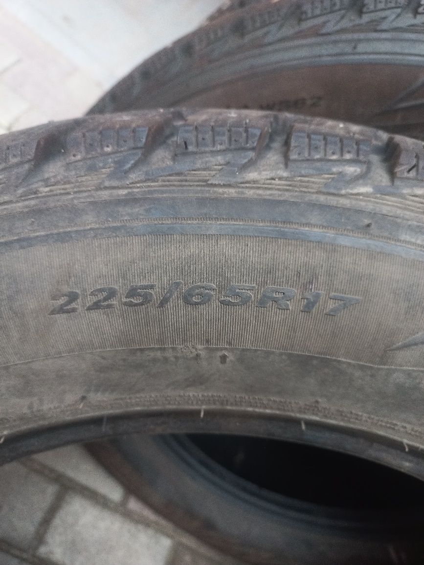 Шины. Шипы.Зимняя резина NEXEN 225/65R17