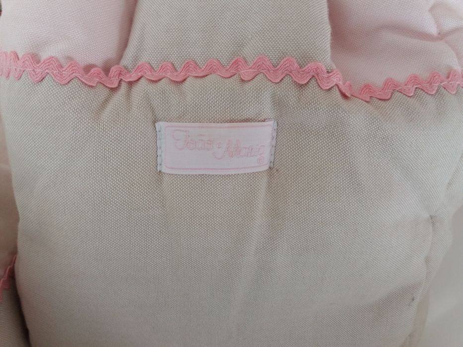 Conjunto de bebé marca João & Maria