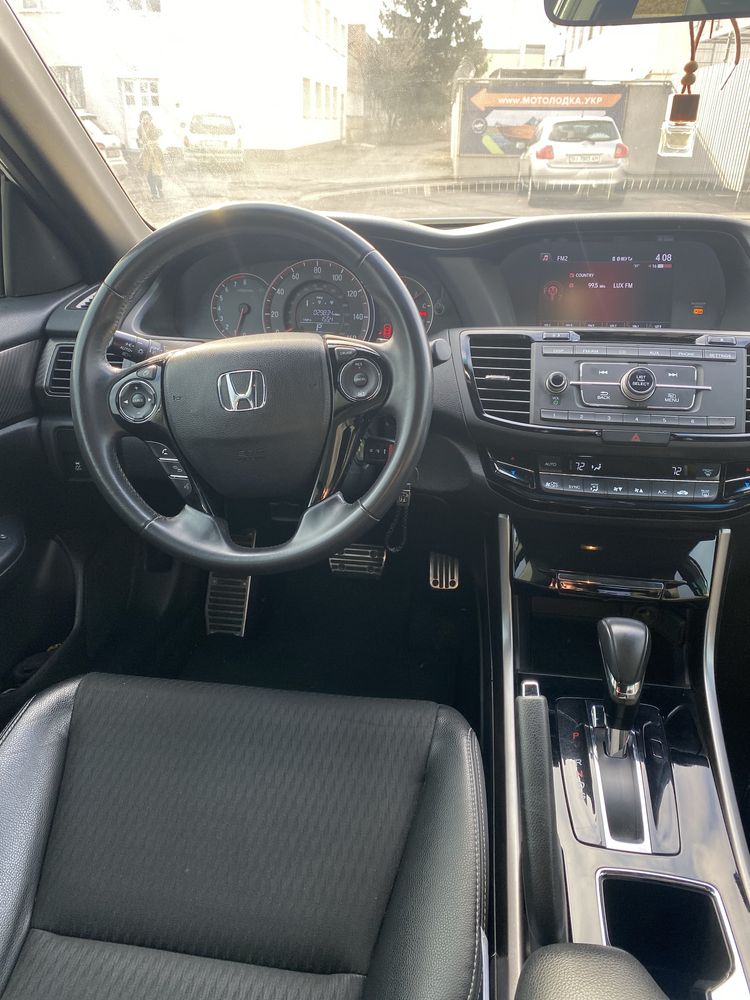 Продам Honda Accord