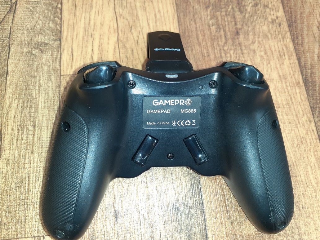 Геймпад GamePro WIRELESS+MOB MG865