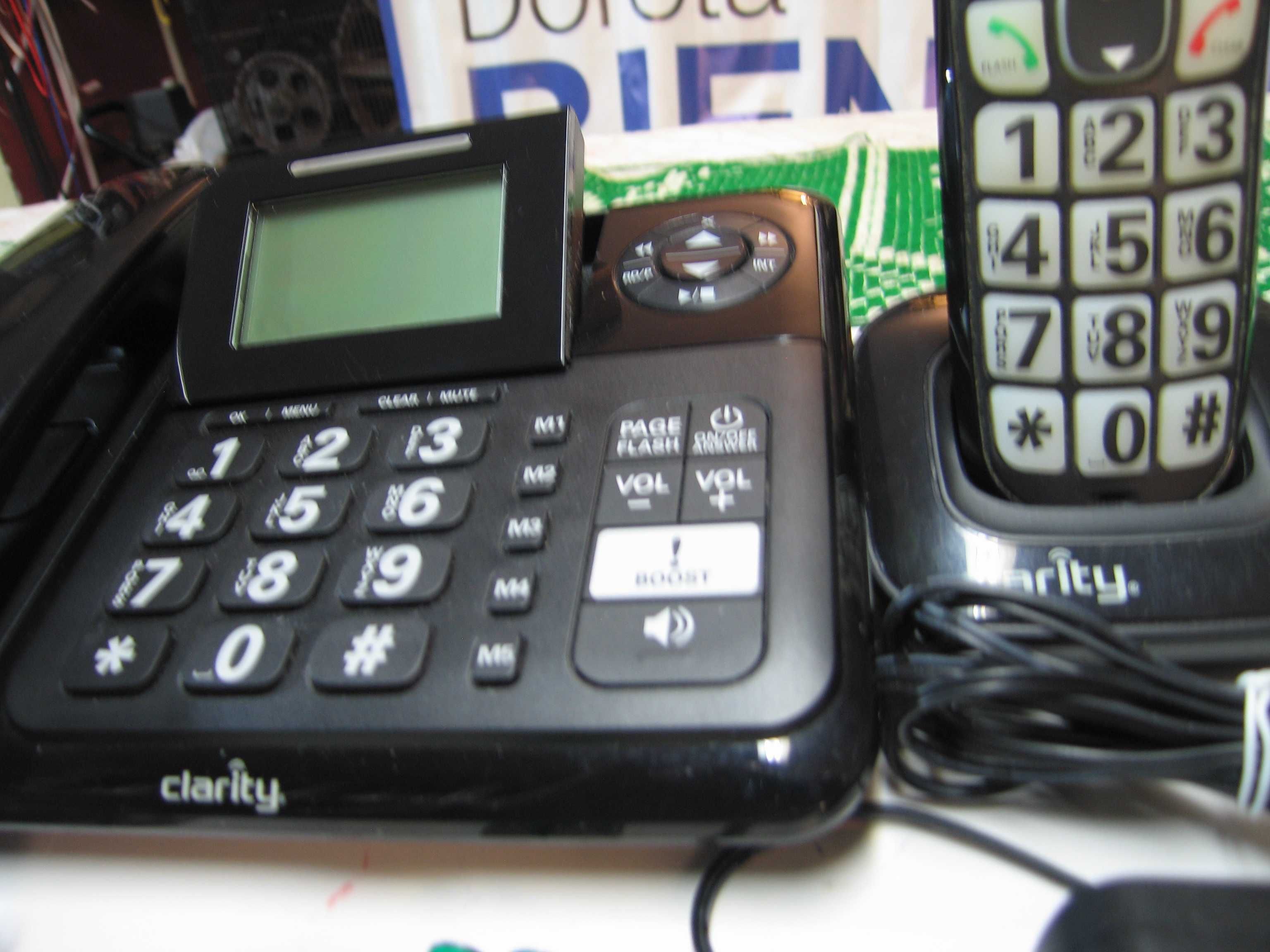 Telefon stacjonarny Clarity model E814CC z dodatkową słuchawką-używany