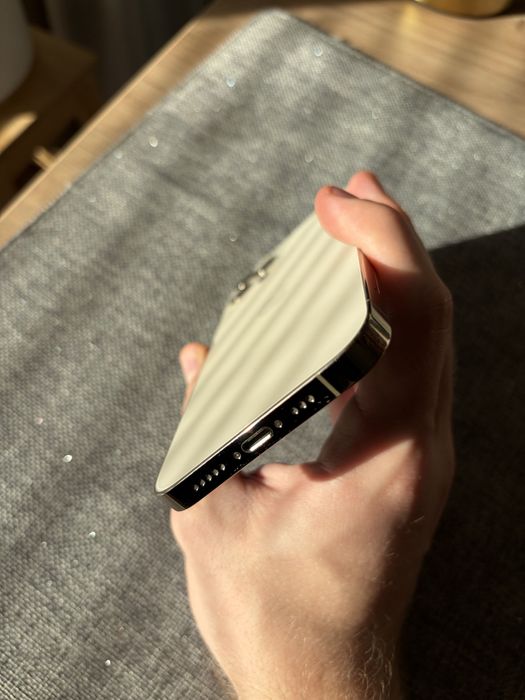 iPhone 12 pro 128gb Gold