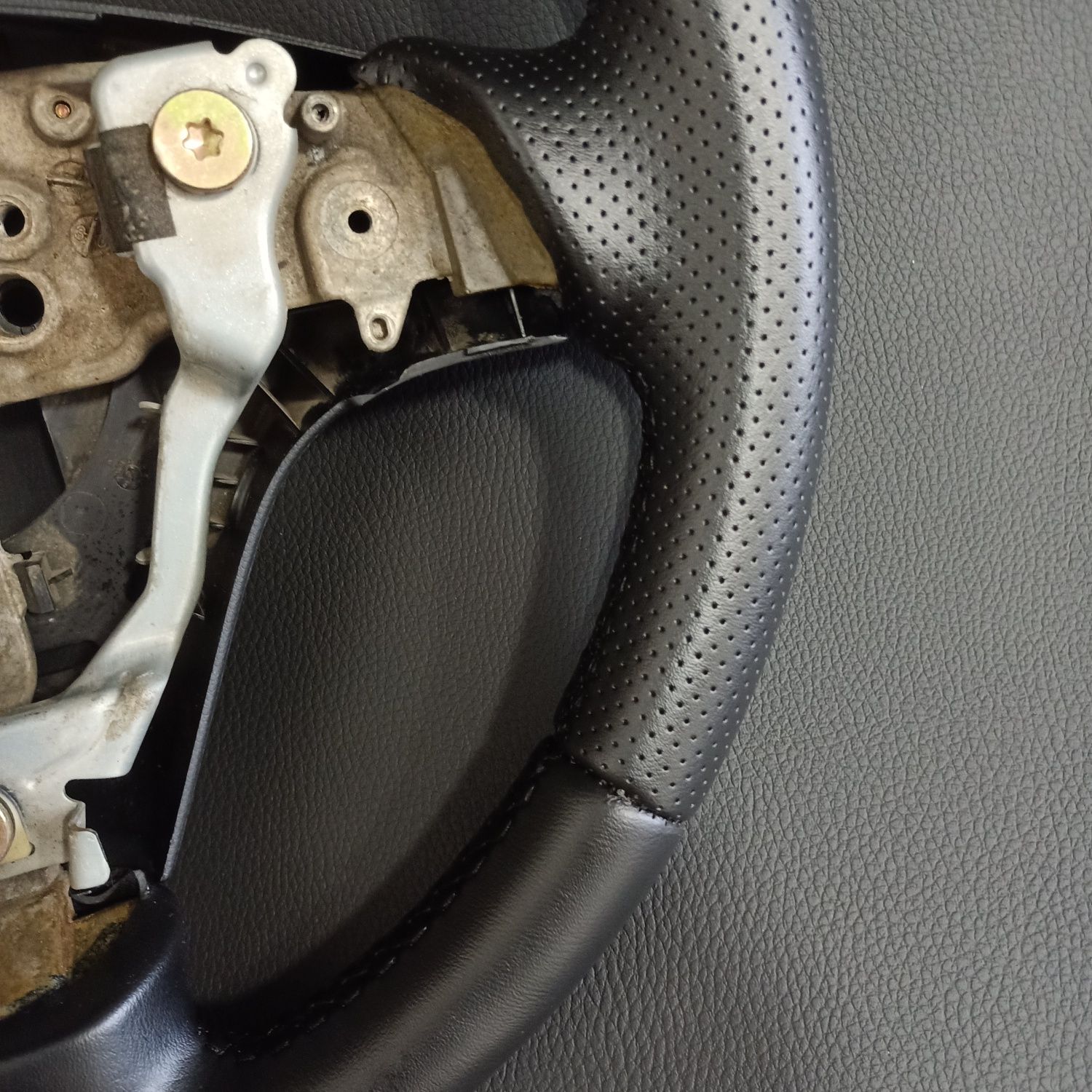 Руль Мазда 6/5/3 Mazda 6/5/3 на ОБМІН