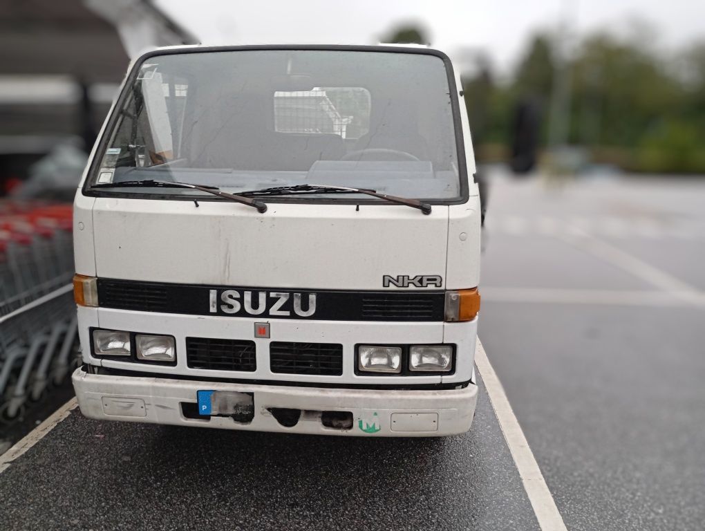 Isuzu nkr 2.8 bom estado
