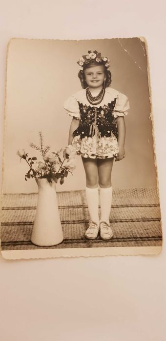 Krakowski stary strój dziewczęcy pamiątka 80~90lat