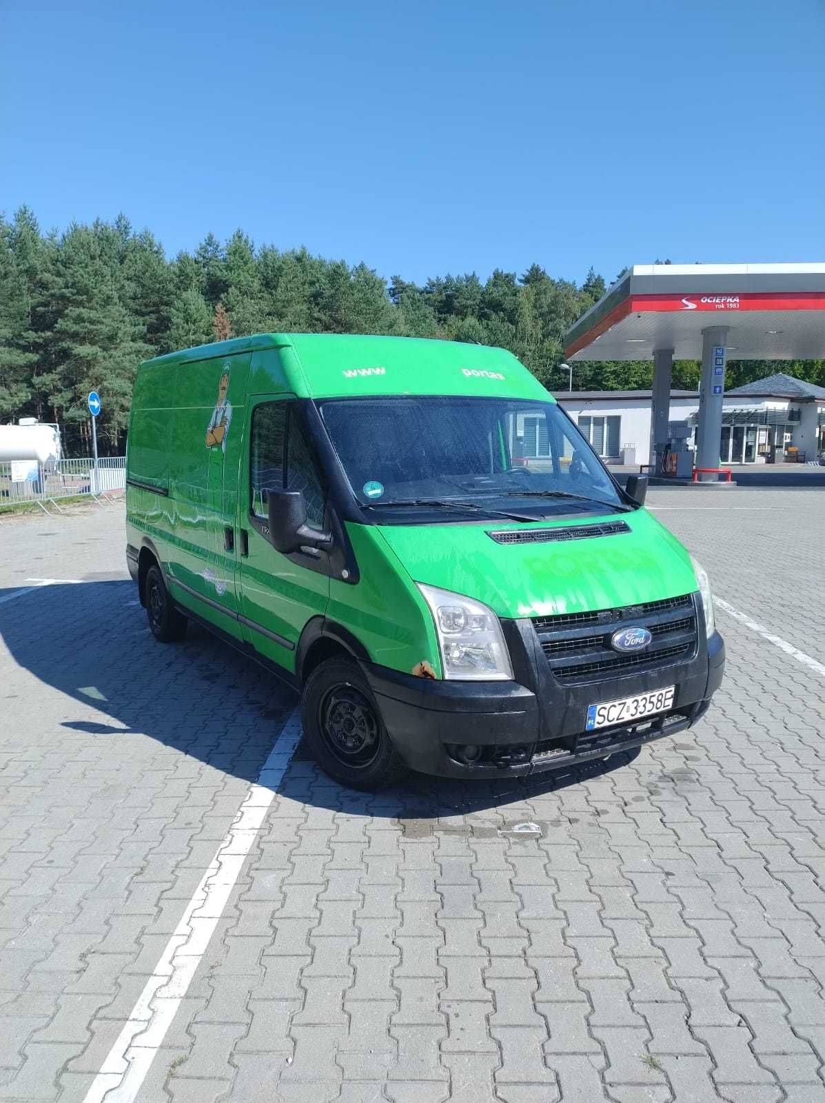 Wypożyczalnia wynajem busa FORD TRANSIT , przyczepka dwuosiowa , kiper