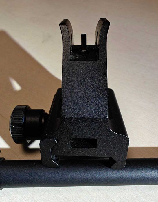 Механічний приціл на AR15 Iron (мушка та цілик)