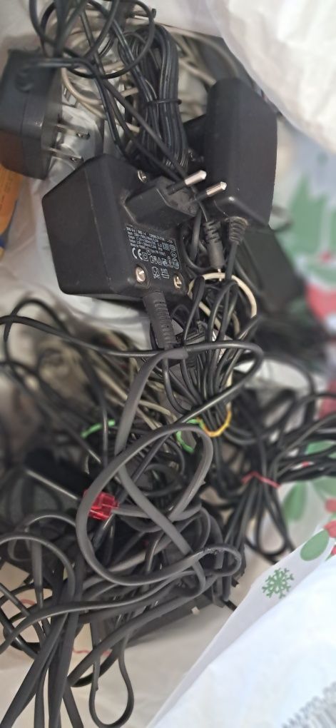Шнури HDMI, зарядки