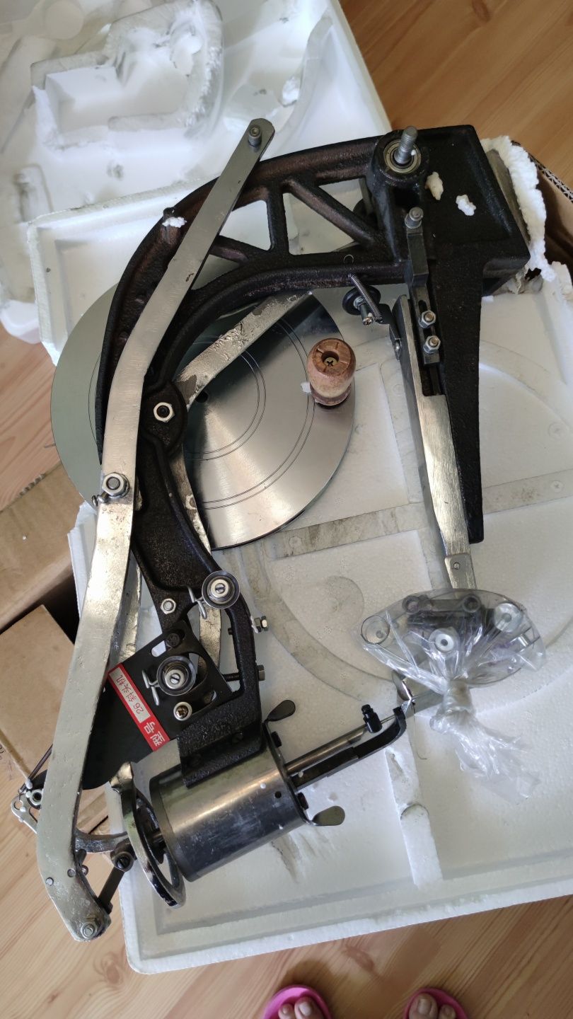 Машинка швейна для ремонту взуття, кругова прошивка модель М26