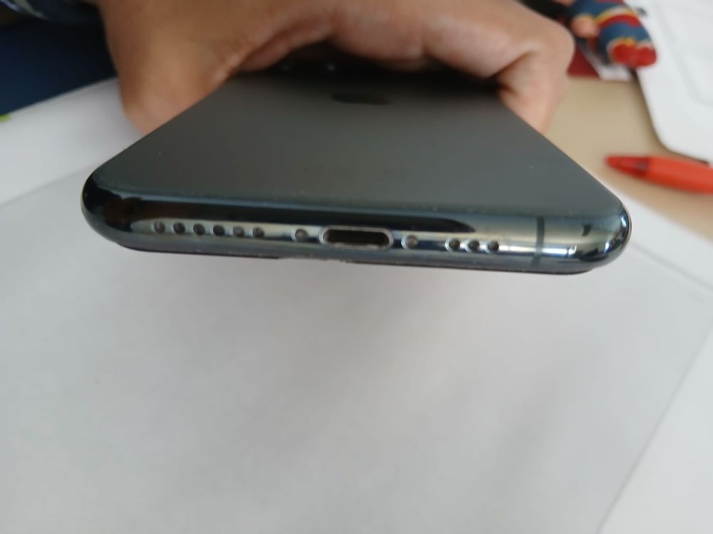Iphone/11pro/6GB RAM/256GB ACEITO TROCAS