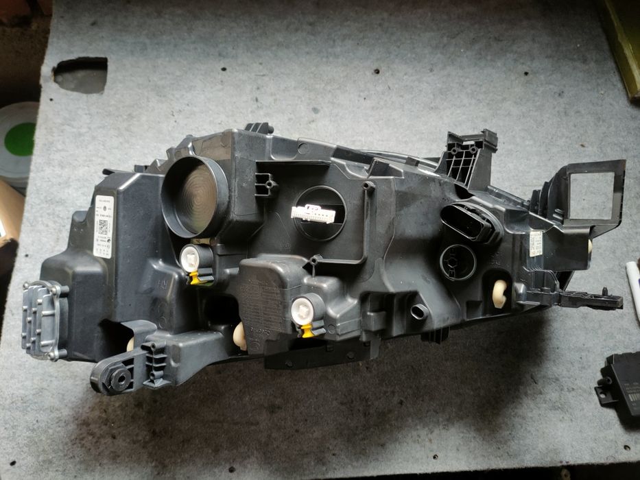 Фара лед Volkswagen ID 4