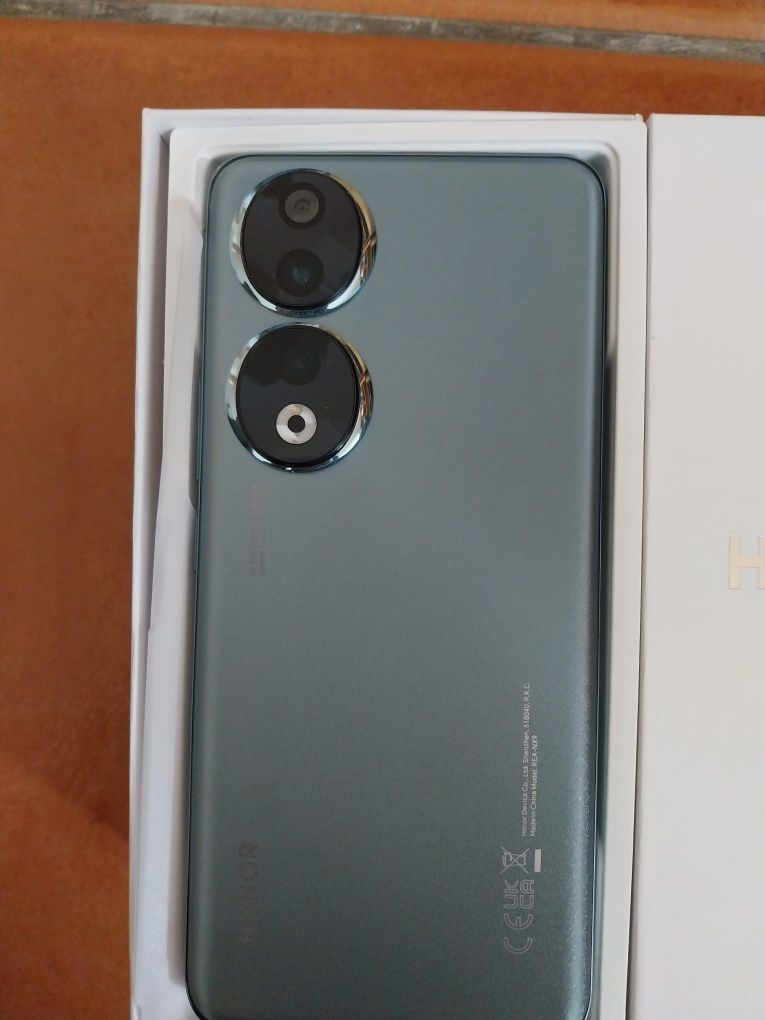 Honor 90 5G 12GB-512GB 200MP em caixa