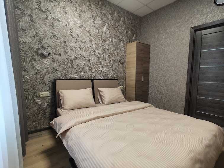 Star City хостел, метро Вокзальна, Університет. Вокзал