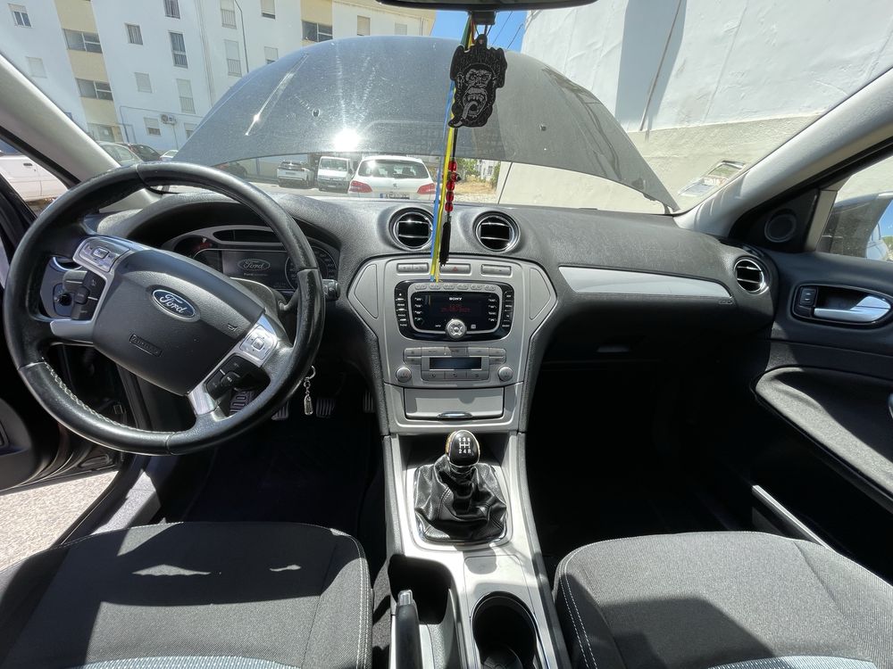 Ford mondeo 1.8 diesel