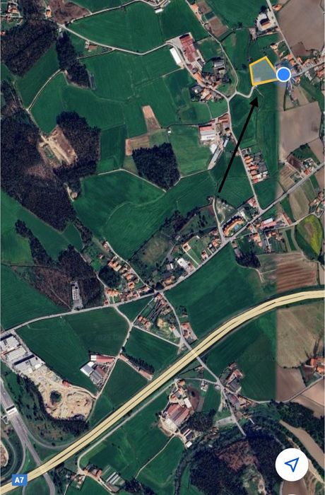 Aluga-se Estaleiro/ Terreno/ Espaço