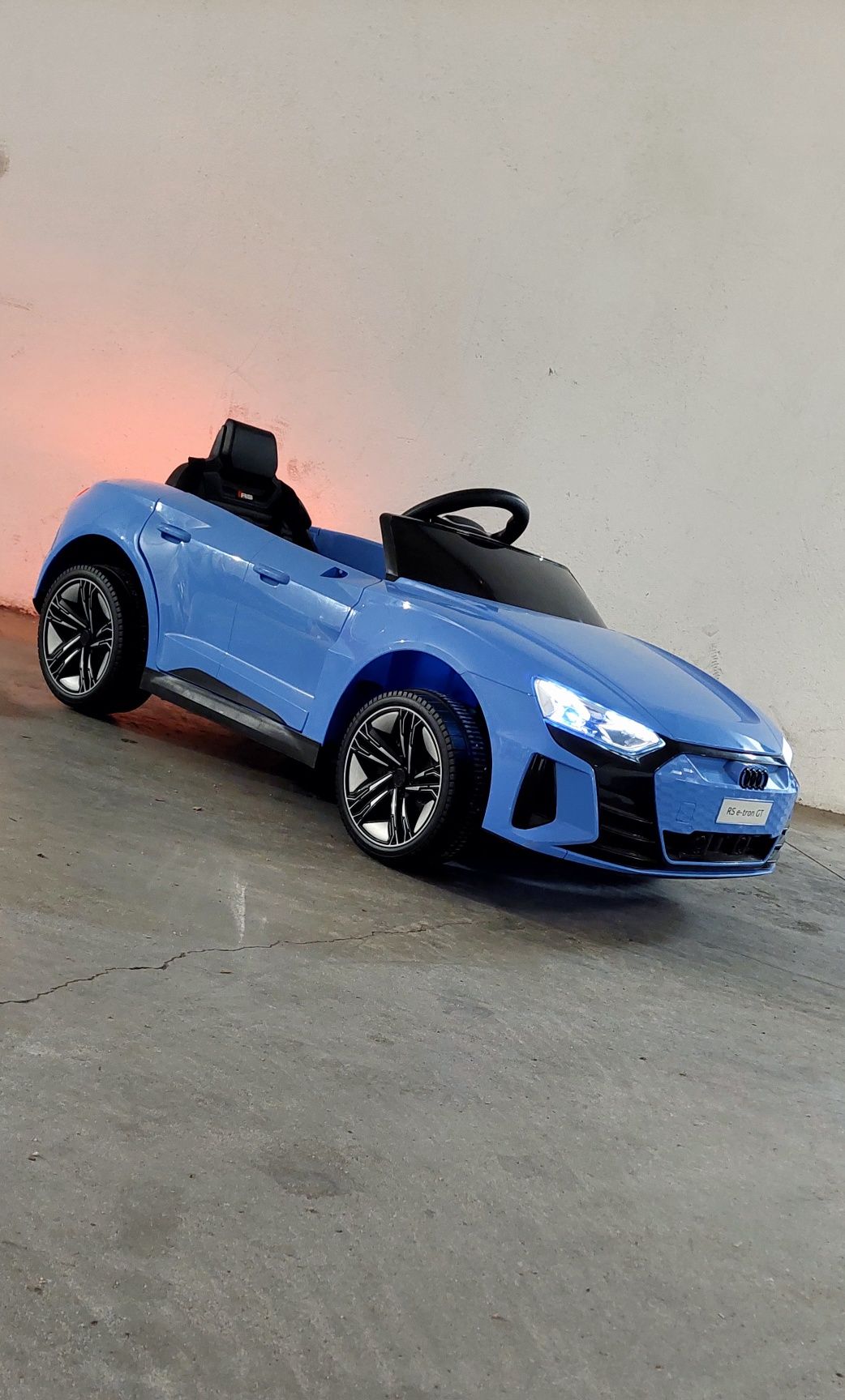 Carrinho de passeio  audi
